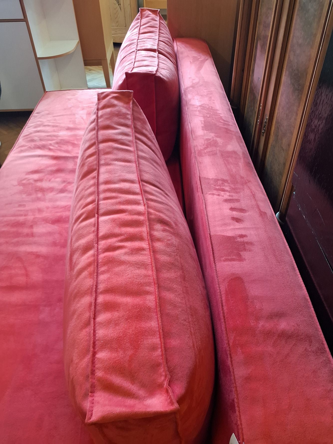 Rød sovesofa